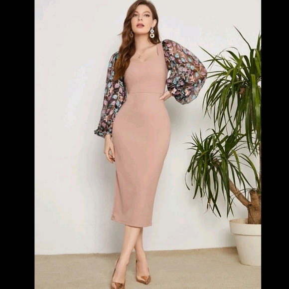 Floral Embroidered Bodycon Dress - Picture 1 of 7